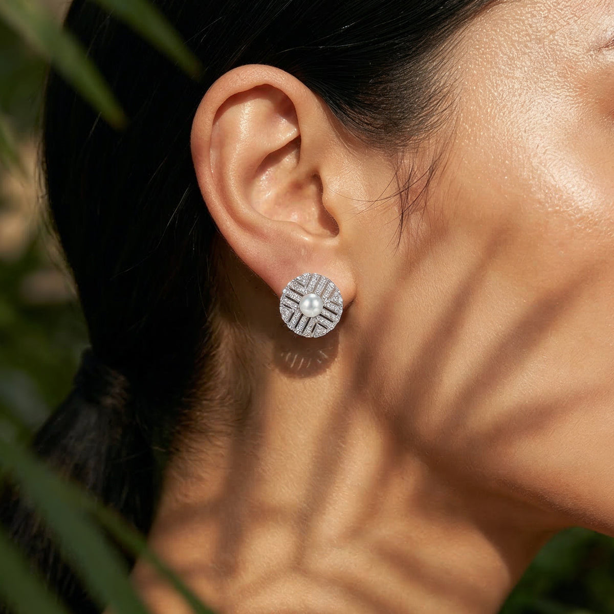 Pearl Aura Studs